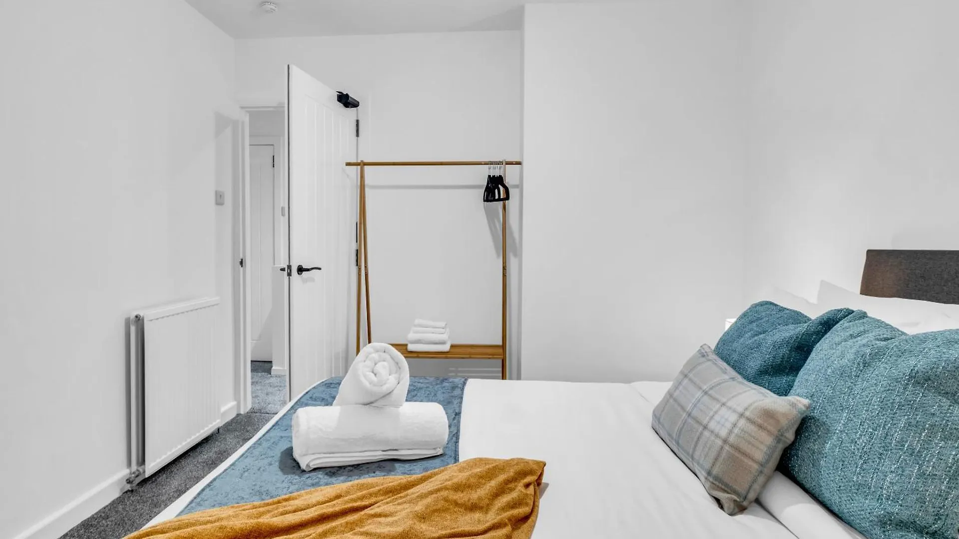 Spital Stay - Sja Stays - Modern 3 Bed Apartment Aberdeen United Kingdom