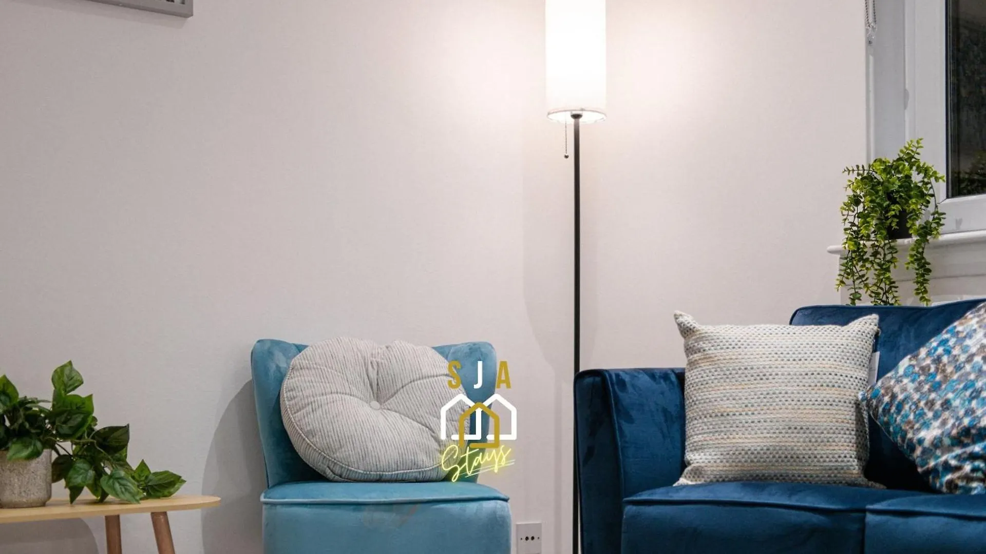 Spital Stay - Sja Stays - Modern 3 Bed Apartment Aberdeen